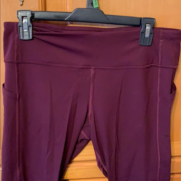 Lululemon Pace Rival RETIRED STYLE Cropped Leggings size 10 - Picture 4 of 13
